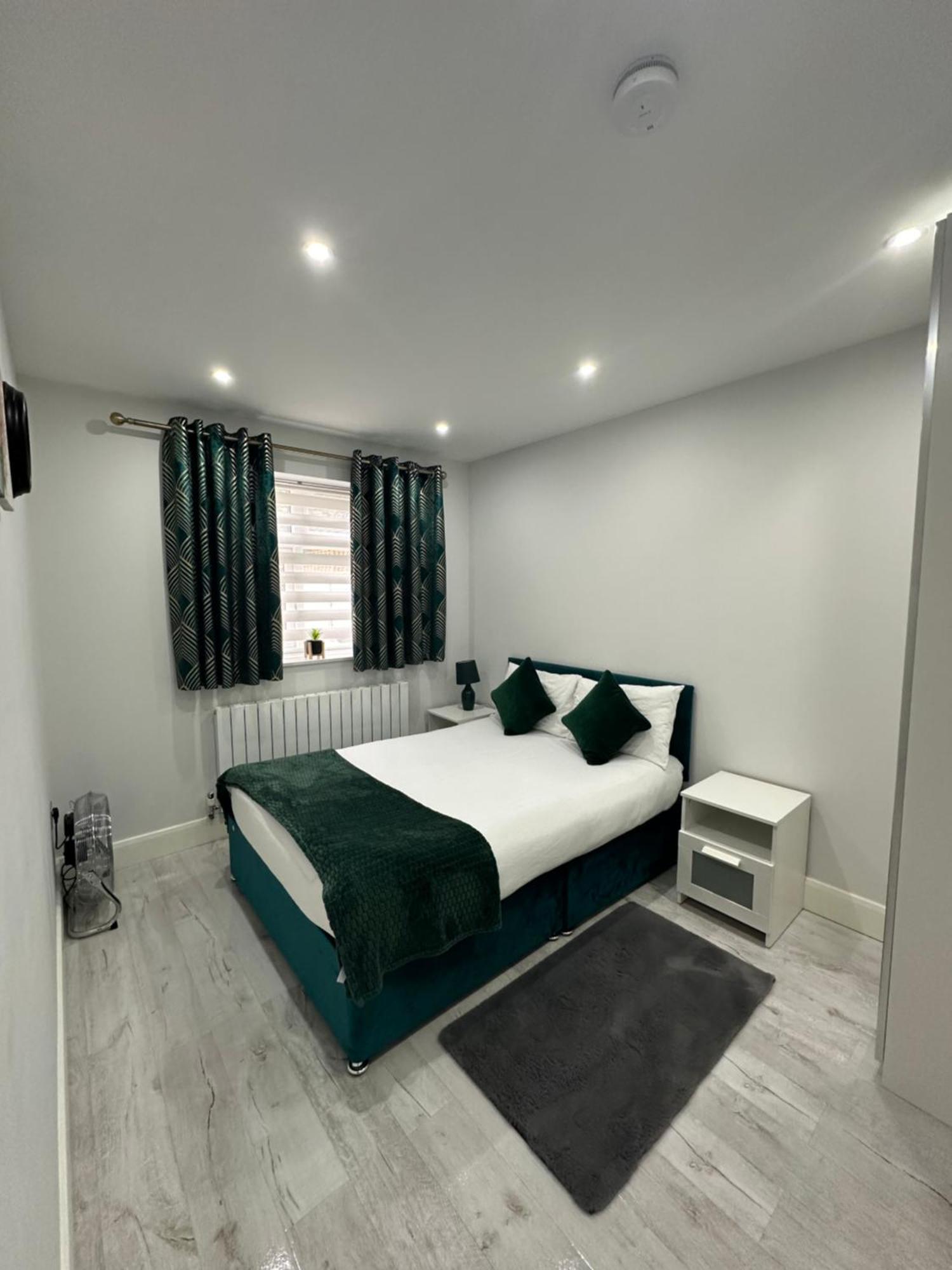 Apartament Luxury House Greenford  Zewnętrze zdjęcie